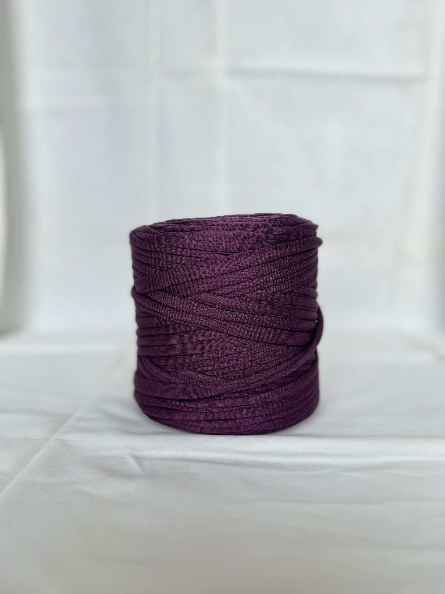 T-shirt Yarn Violet Raisin