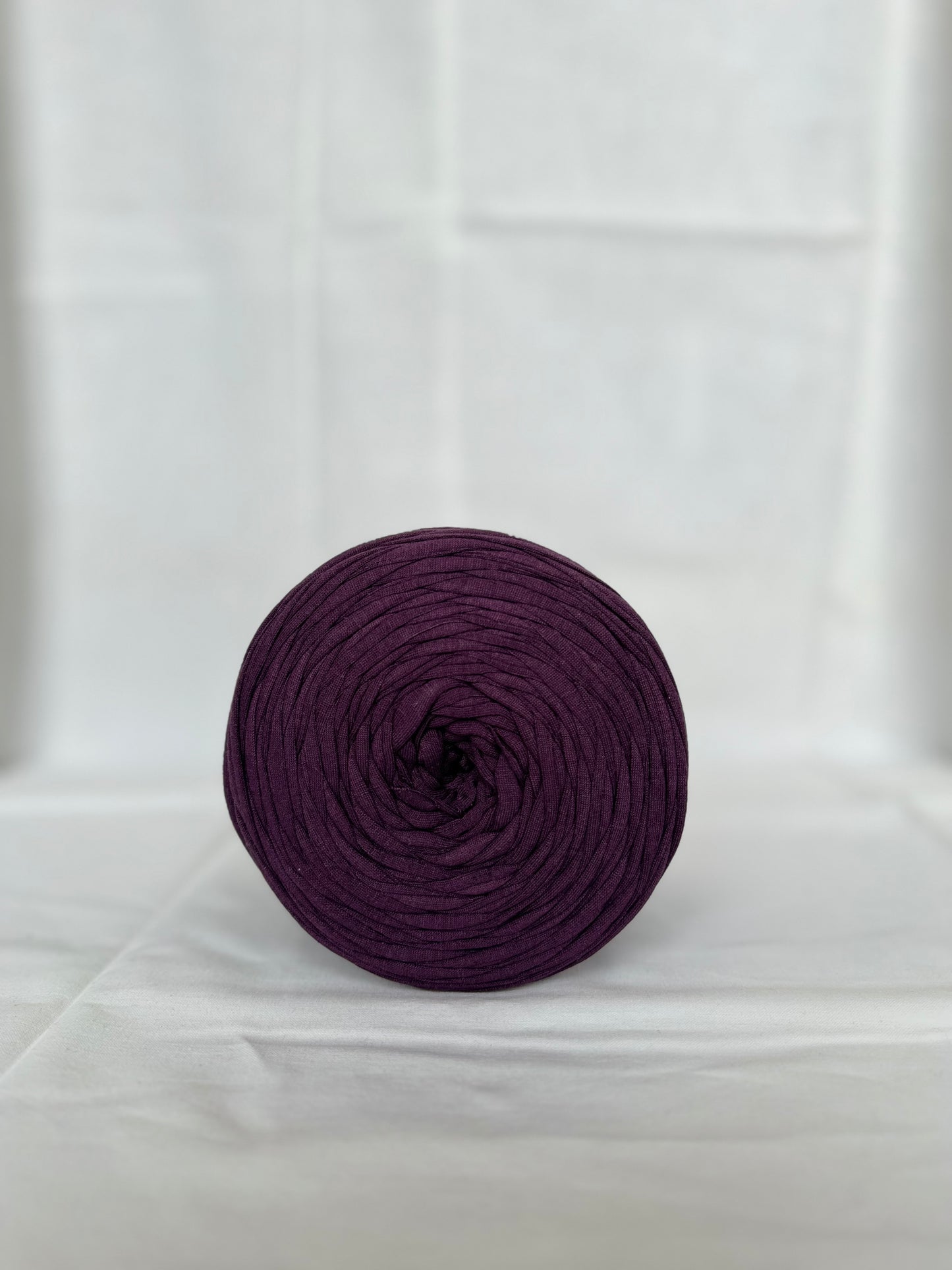 T-shirt Yarn Violet Raisin
